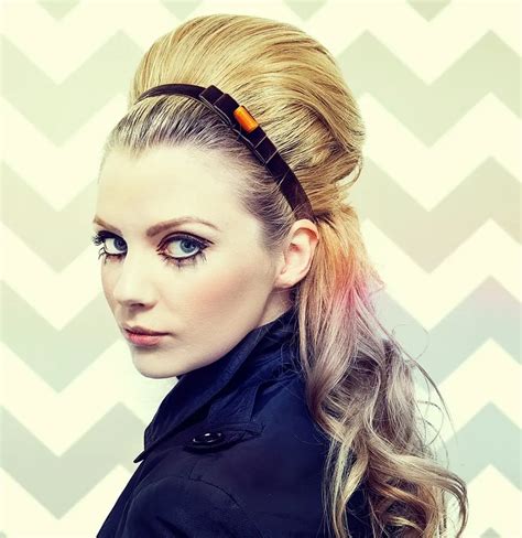 60s hairstyles with headbands|More.